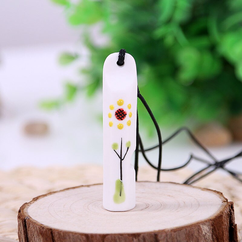 sifflet d'enfance porte-bonheur avec lanière réglable en fleurs, 12 pièces, sifflet de survie d'urgence en plein air: Sunflower pattern