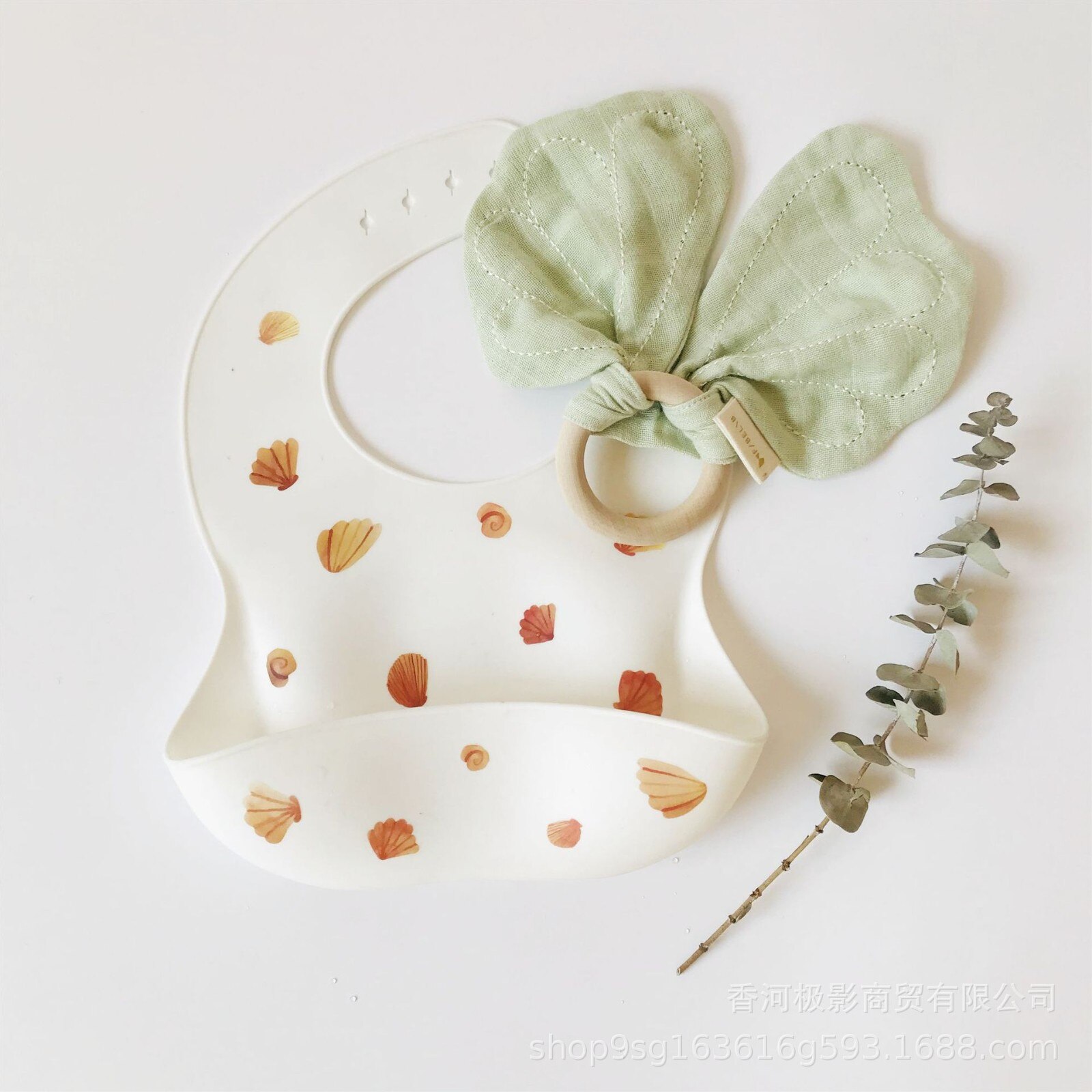 Ins estilo nórdico babadores de silicone do bebê padrão floral antifouling infantil impermeável bib dinnerware bib alimentação roupas avental luz