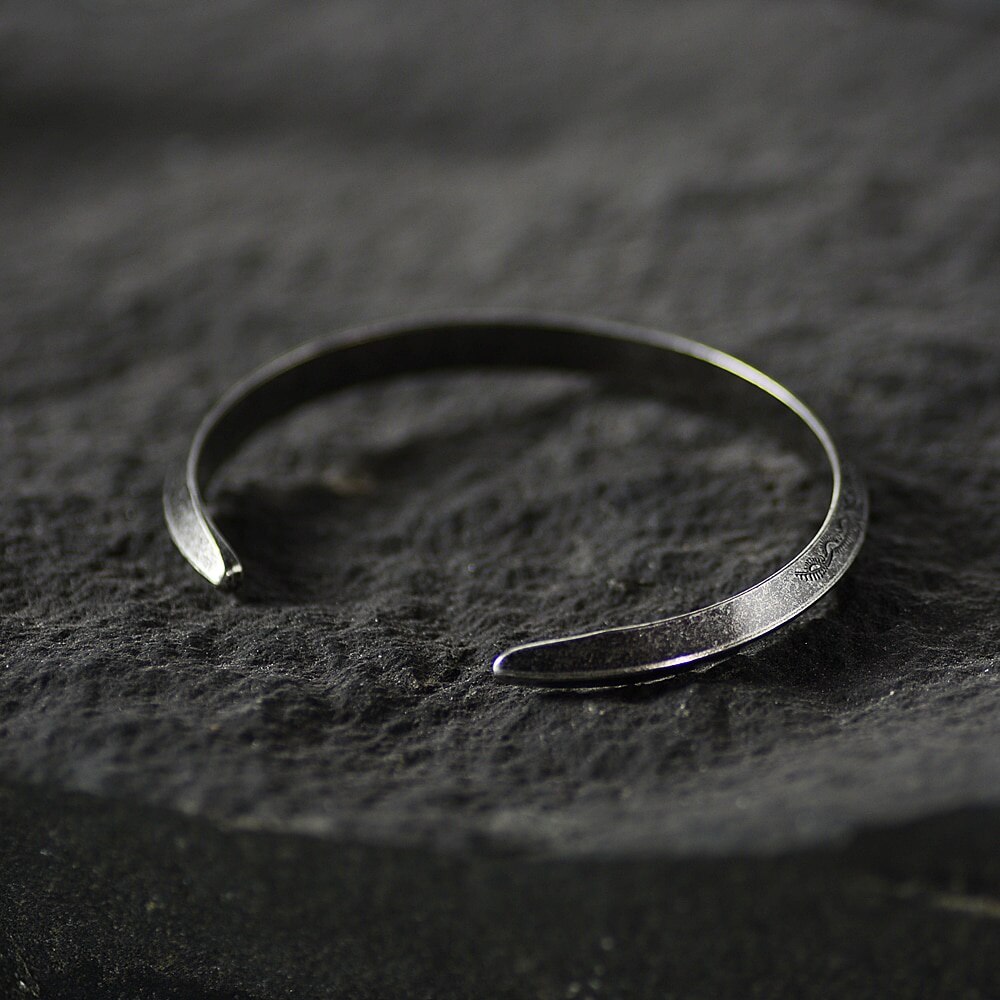 Retro Armband Mannen En Vrouwen Manchet Armband Retro Viking Lichtmetalen Leisure Oude Sieraden