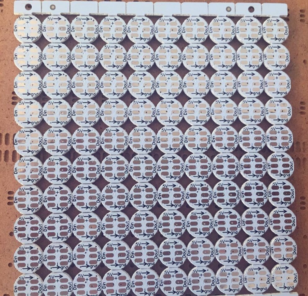 SK6812-RGB adressable led avec dissipateur thermique; entrée DC5V; 5050 SMD RGB avec circuit intégré SK6812; rvb polychrome