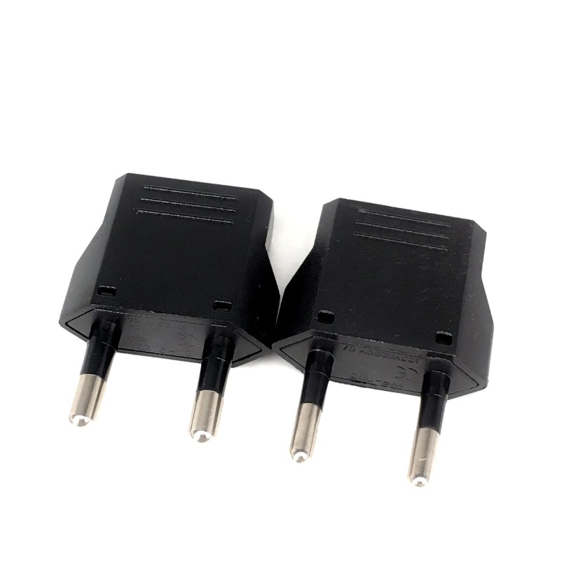 EU Stekkeradapter - 3 Stopcontacten - 10A 110-265V - Overspanningsbeveiliging - Universele Reisomvormer