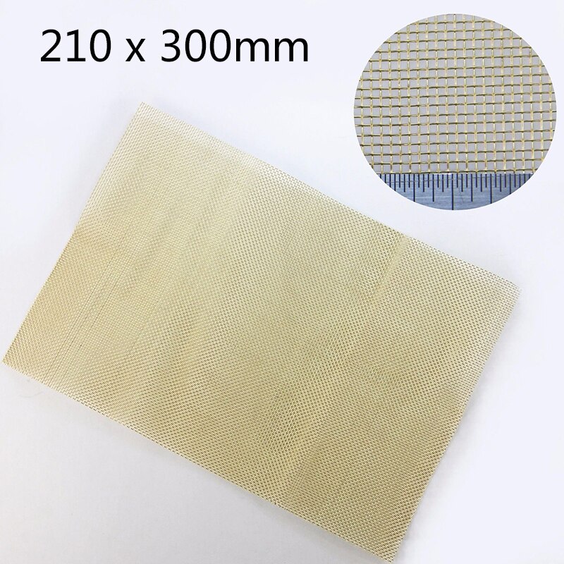 210 x 300mm grof messing geweven gaas 1mm gaten  a4 vellen hoge kwaliteit