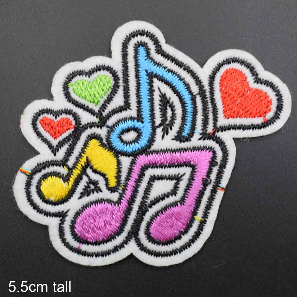 Volledige Geborduurde Oortelefoon Headset Muziek Ijzer Op Geborduurde Kleding Patches Voor Kleding Stickers Kledingstuk