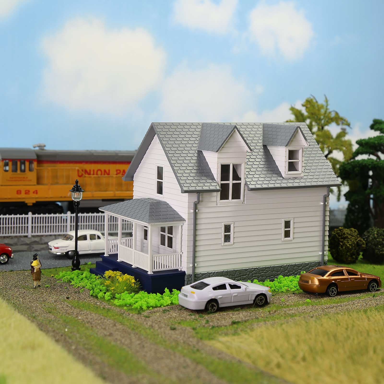 One Set O Scale 1:50 Model House Railway Layout Assembled Architectural Building JZO01