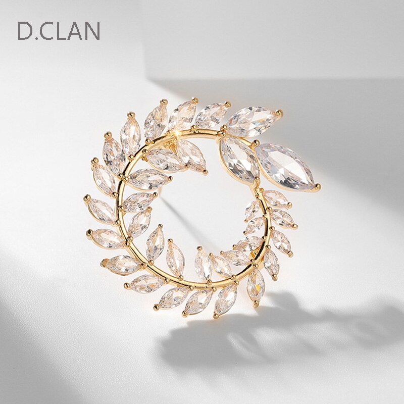 D.Clan schmuckbrosche aus zirkonia in olivenblattform, funkelndes accessoire für damen: Roségoldfarbe