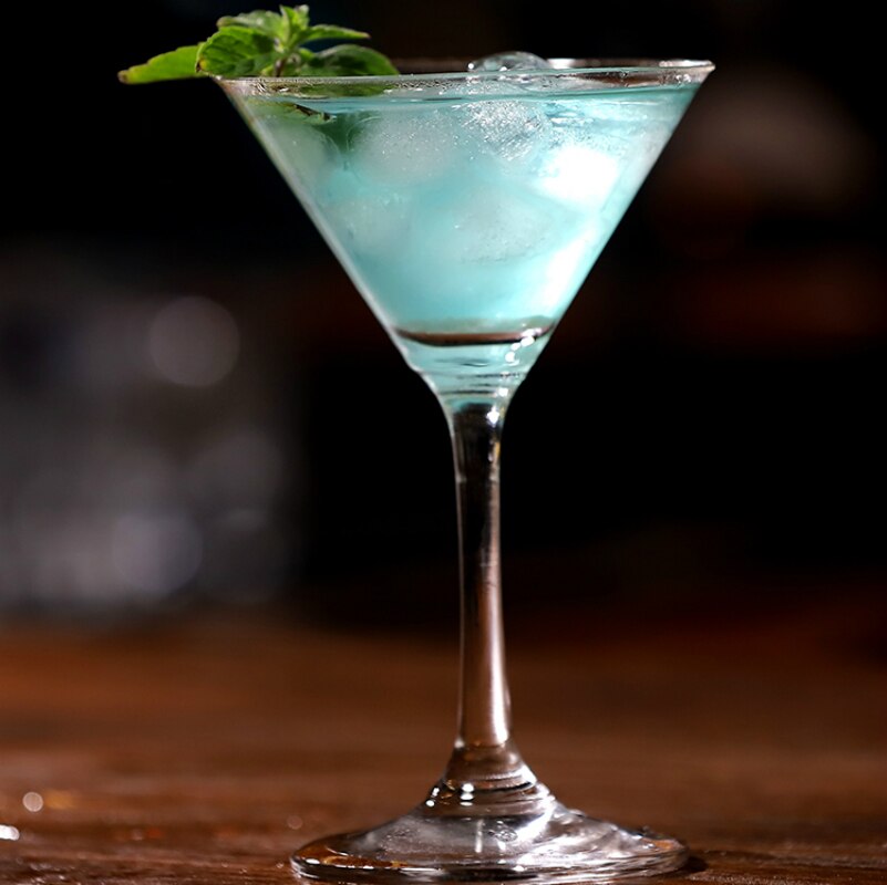 The Cocktail Glass European Household Goblet Drinking Glass Originality Bar Martini Cup Triangle Glass Party Verre Cocktail