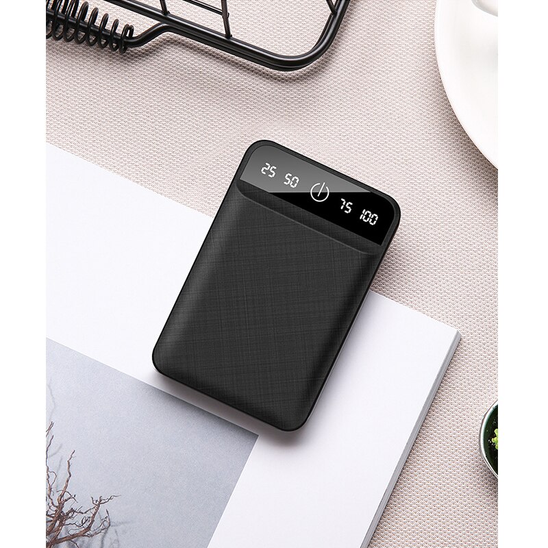Mini-powerbank mit 80000 mah, vierfarbig, mit digitalanzeige, zwei usb-anschlüssen, tragbarer externer akku