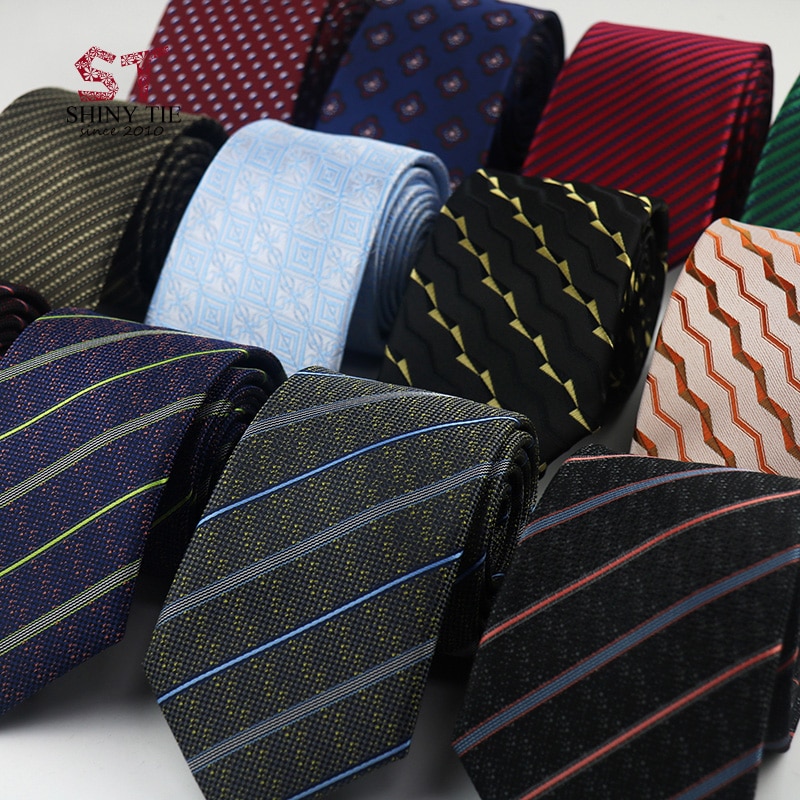 Menns polyester slips formell 7cm stripete hals slips business svart blå vintage gravatas for bryllupsfest dress