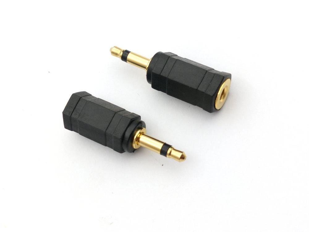 4 kpl kulta 3.5mm monoliitin (uros ) to 3.5mm stereoliitin (naaras) sovitin).