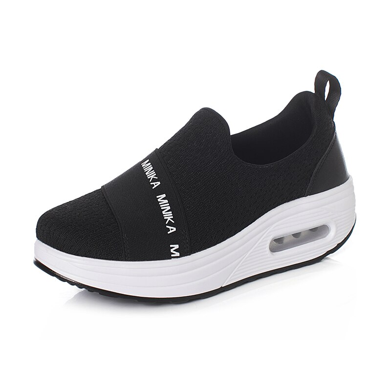 2020 nowych kobiet sportowe buty Fitness Slip on kobiet płaski obcas buty do chodzenia szare panie huśtawka kliny tonujące buty: Black / 37