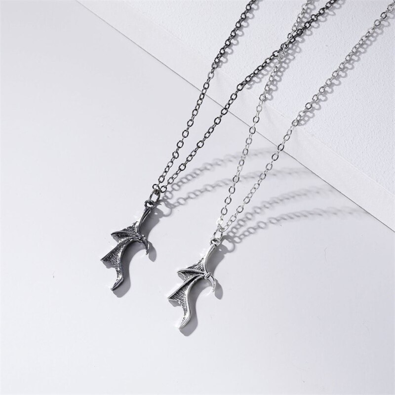 2Pcs Persoonlijkheid Punk Hart Wing Ketting Liefhebbers Vinatge Bat Wing Hart Koppels Hanger Ketting Set Mode Jewerly