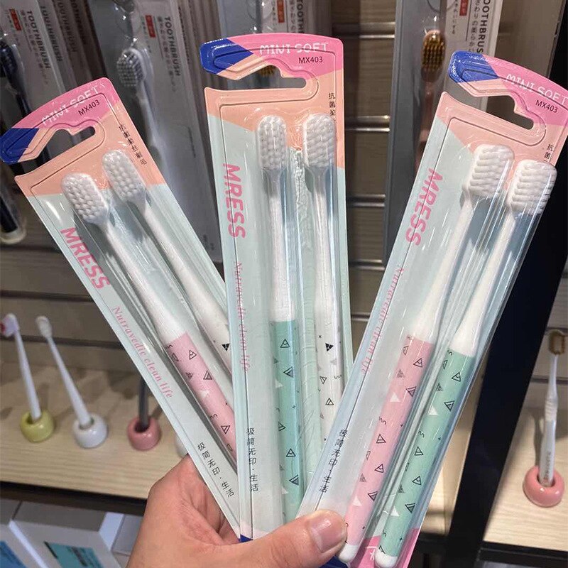 Brosse à dents à manche rond pour adulte, brosse à dents antibactérienne à ions argentés imprimés, brosse à cheveux douce pour la maison, deux paquets