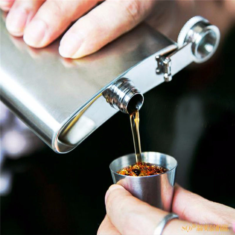 4 pz/impostato 30ml in Acciaio Inox per Esterni Tazza di Corsa per il vino Whisky Tazze per il Campeggio Bere il Tè Bottiglia di Acqua Caffè articoli per la tavola