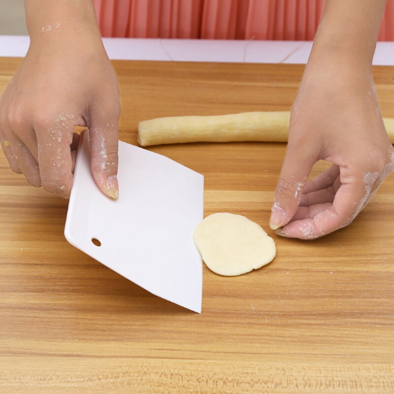 Plastic Baking Pastry Tools Dough Icing Scraper Cake Decorating Bread Slicer