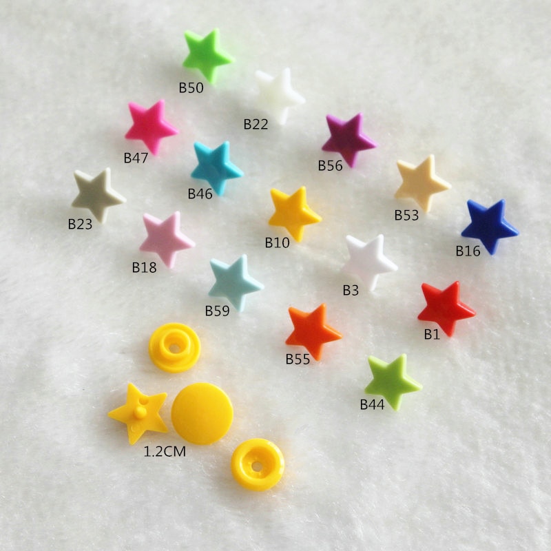 15 kleuren gemengde vijfpuntige ster type 150 sets van de KAM plastic drukknoop luiers Met de knoppen