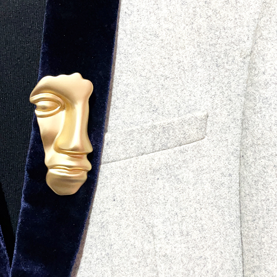 Broches de cara media humana exagerados de moderno para mujeres y hombres, alfileres de personalidad de Metal de Color dorado, decoraciones para fiestas diarias