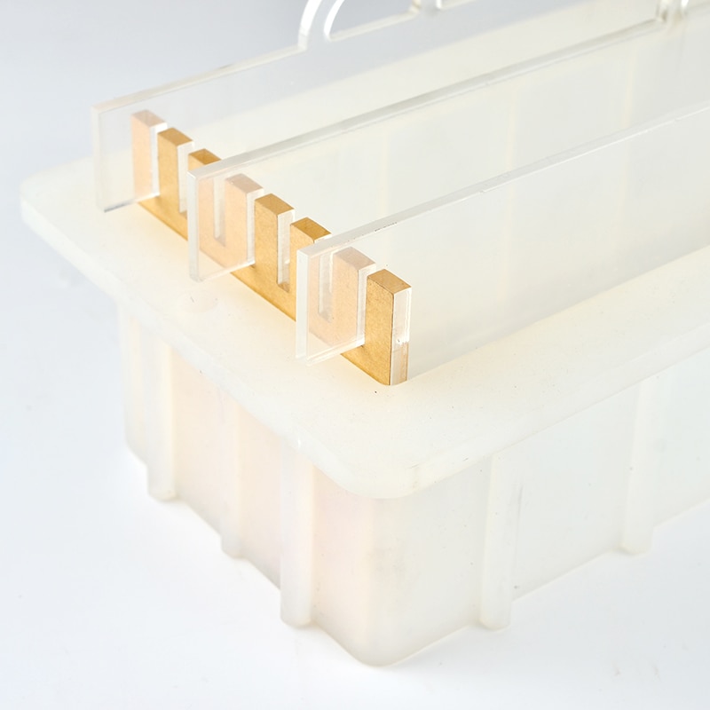 Nicole Rendering Zeep Siliconen Mal Met Transparante Verticale Acryl Duig Wit Rechthoekige Mould Voor Diy Handgemaakte