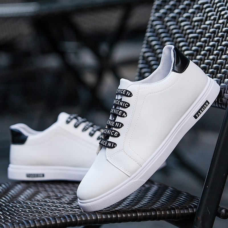 Herr skateboard skor sport utomhus sneakers kostym vita sneakers platta skor låg topp bra