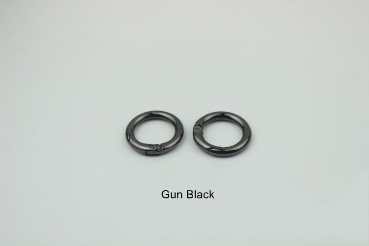 2PCS 20MM Metal Spring Gate O Ring Trigger Clasp Clips Snap Buckle Hook Keychain DIY Bag KeyRing Handbag Hardware Accessories: Gun Black