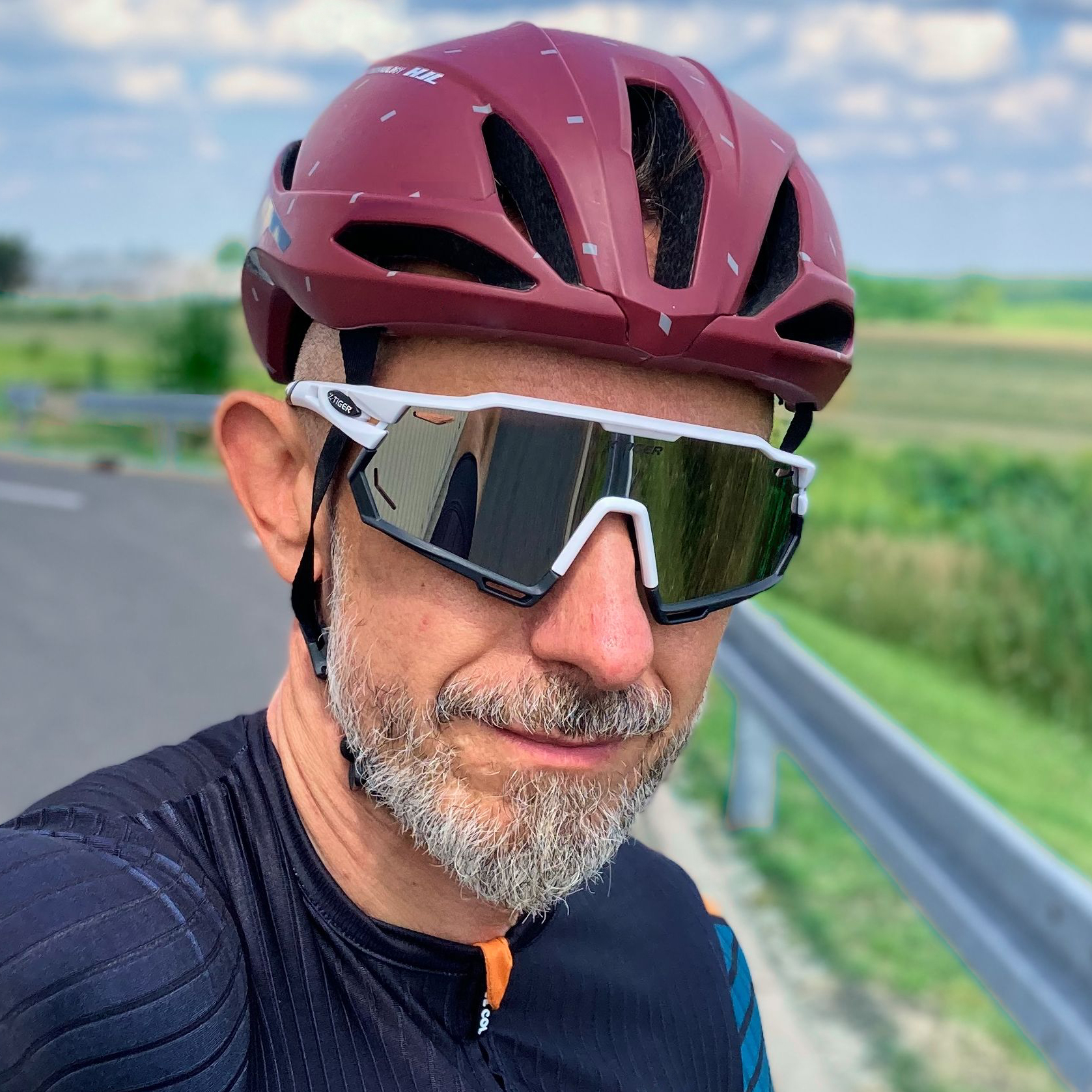 X-TIGER Gafas de ciclismo polarizadas con 5 lentes intercambiables MTB Ciclismo Béisbol Correr Gafas de sol deportivas para hombres y mujeres