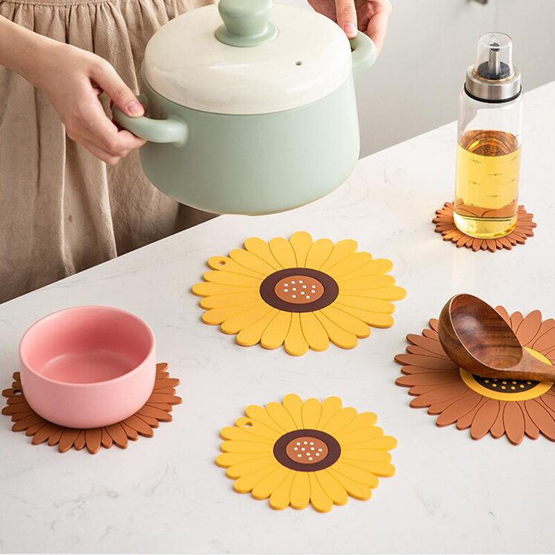 Sunflower Potholder Pot Mat Home Dining Mat Plate Mat Table Mat Anti-scalding Tea Coaster Bowl Mat