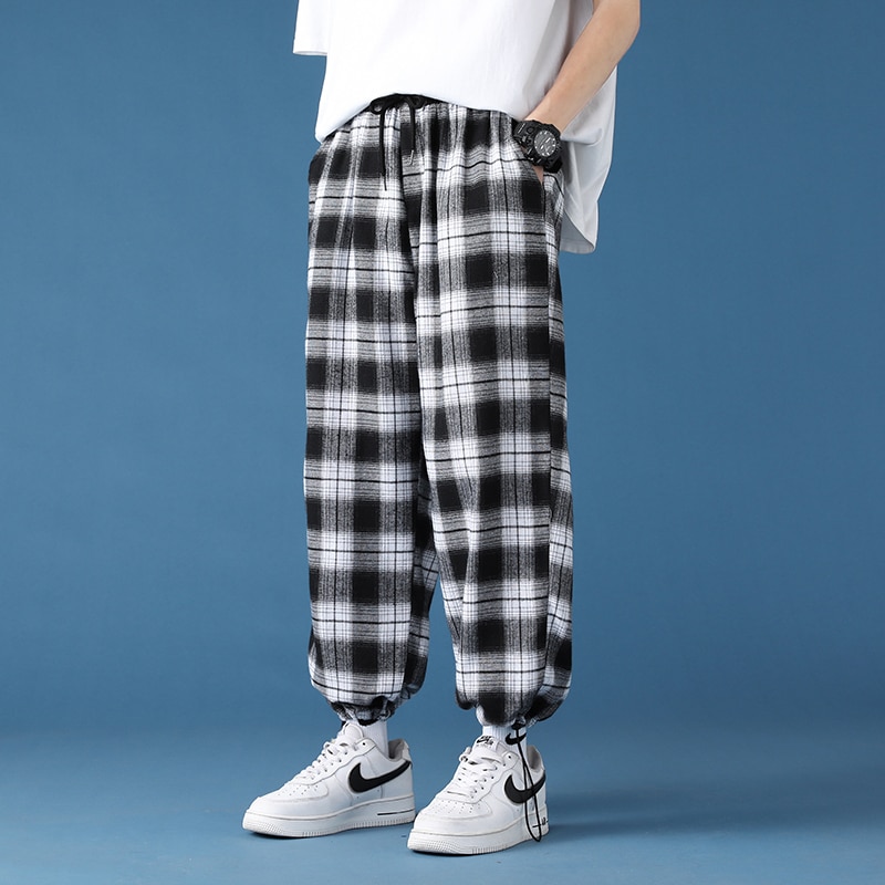 Korealaiset miesten ruudulliset housut vintage kiristysnyörilliset collegehousut leveät suorat housut miesten katumuotia mustavalkoiset ruudulliset housut