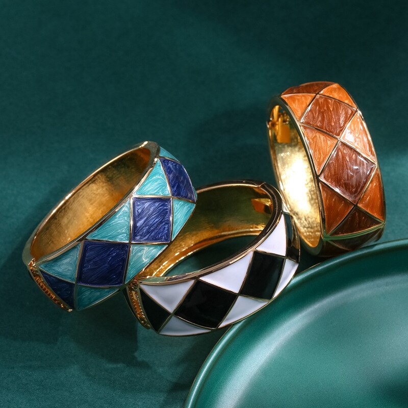 Braccialetti del polsino del braccialetto del braccio del modello quadrato della goccia di olio larga per i braccialetti dei gioielli delle donne Pulseira