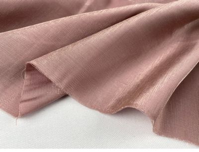 Cf701 effen gele/gouden/blauwe/roze/grijze glanzende zachte dunne zomerstoffen voor jurken, katoenen tencel satijnen stoffen, handgemaakte doe-het-zelf stoffen: Donkerroze