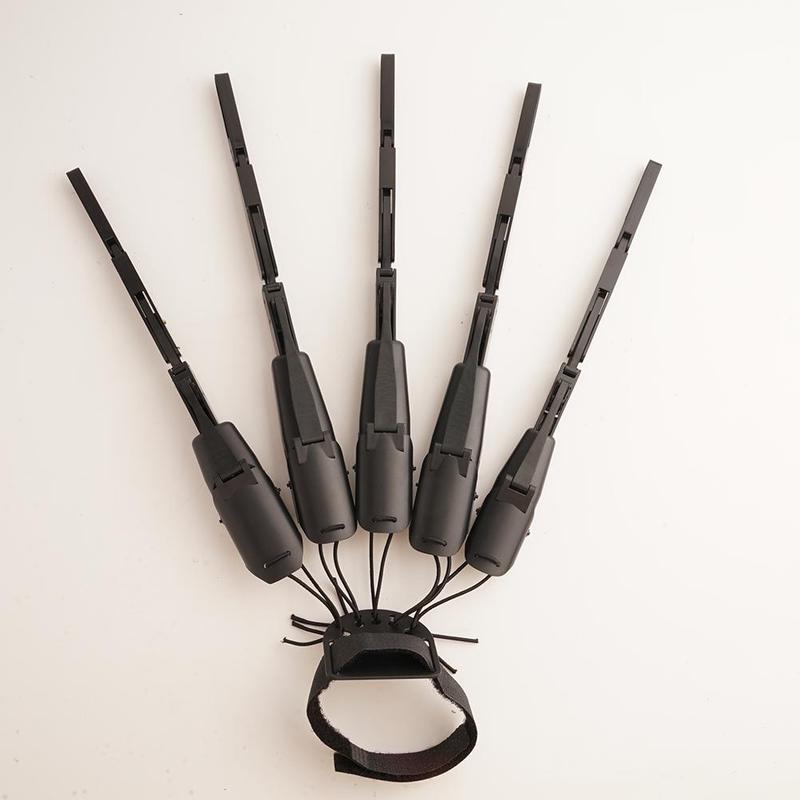 Halloween Articulated Fingers 3D Printed Articulated Finger Extensions Cosplay Props Horror Ghost Claw Props Movable Finger