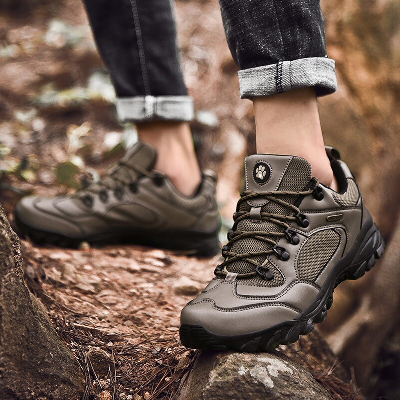 SUROM Autumn Mens Boots Outdoor Non-slip Rubber Shoes Breathable Thick Sole Low Work Boot Super Big Size 39-49 Male Footwear
