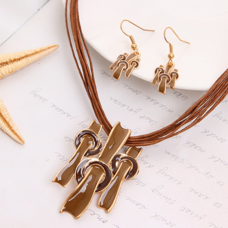 Colliers noirs de formes géométriques au goutte-à-goutte d'huile, corde multicouche, ensemble de bijoux, boucles d'oreilles, , offre spéciale: F355