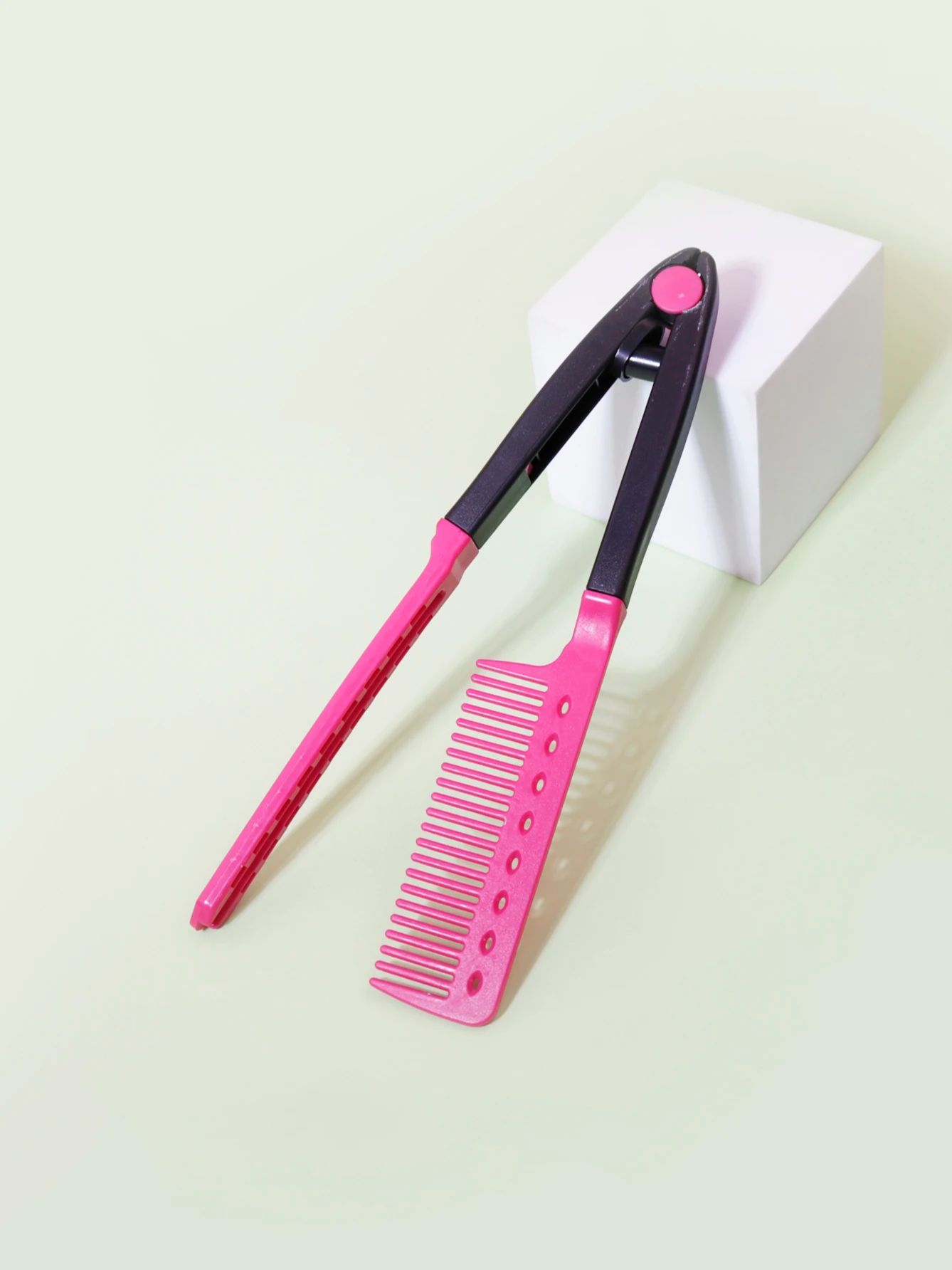 1 Uds. Peine plano, cepillo de pelo liso para peluquería, peine, alisador de estilismo de belleza, alisador de pelo liso en forma de V: Rosa