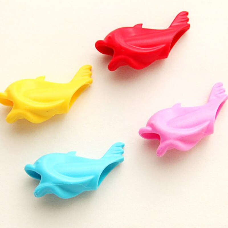 5pcs/lot Cute Wobi Kawaii Silicone Pencil Grip Fish Pencil Holder For Kids Writing Posture Correction School Supplies