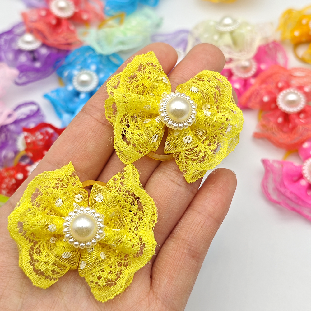 100 piezas de lazos para el cabello de encaje de doble capa para perros pequeños, pinzas para el cabello para el cuidado de mascotas, accesorios para el cabello para cachorros con banda de goma: Gris