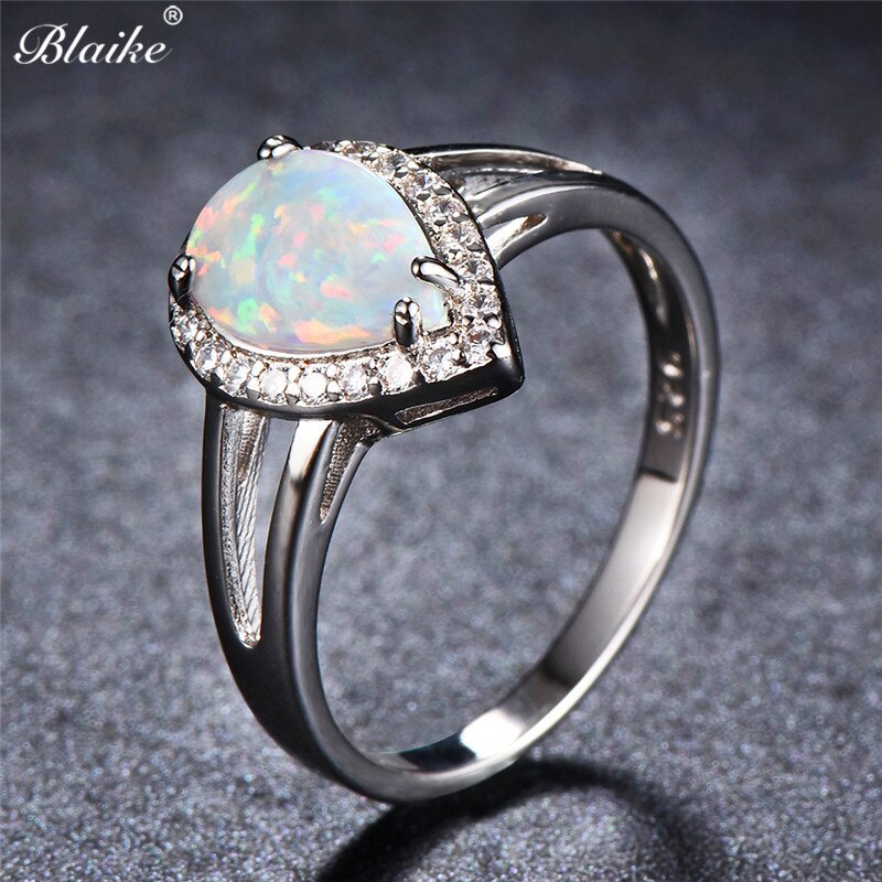 Blaike luxo branco ouro cheio gota de água branco fogo opala anéis para mulheres moda jóias arco-íris birthstone anel de noivado