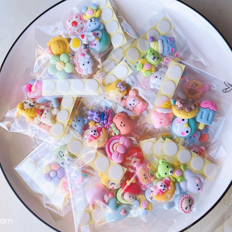 4Pcs 3D Random Resin Sticker Decorative Crafts Flatback Cabochon Embellishments For Scrapbooking Diy Water Cup Accessories