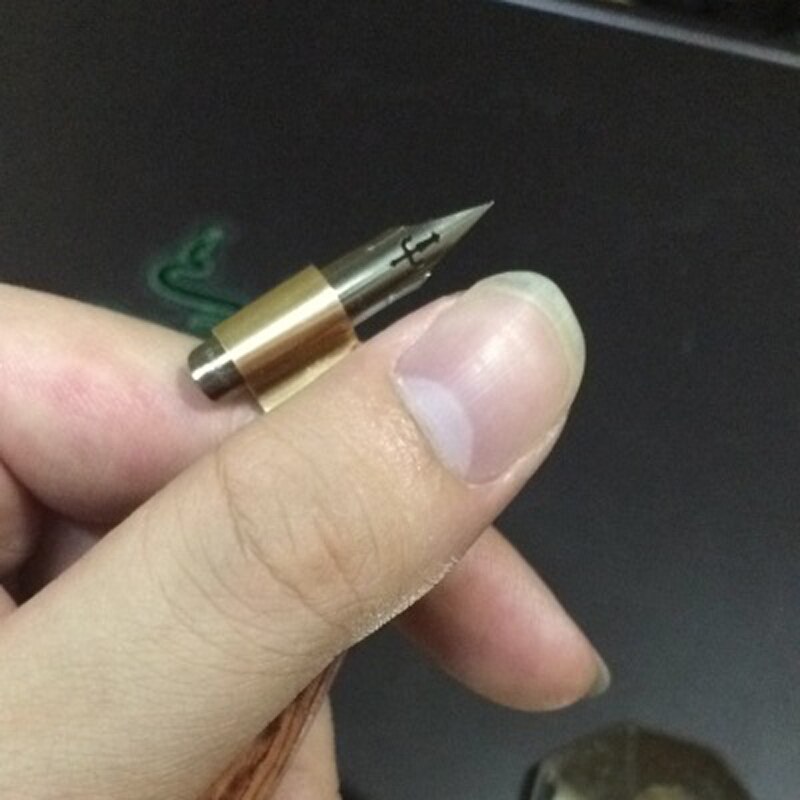 3 pieces for a lot Modern Oblique Calligraphy Pen Nibs English Copperplate Script Dip Pen Nibs