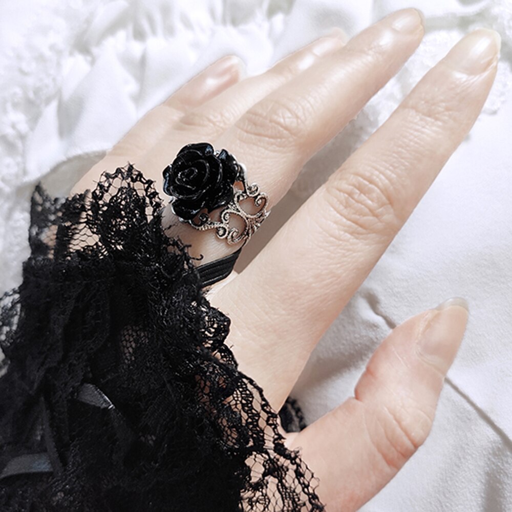 Gothic Style Wedding Rings Women Cool White Black Rose Hollow Couple Rings Club Party Vintage Accessories: Black