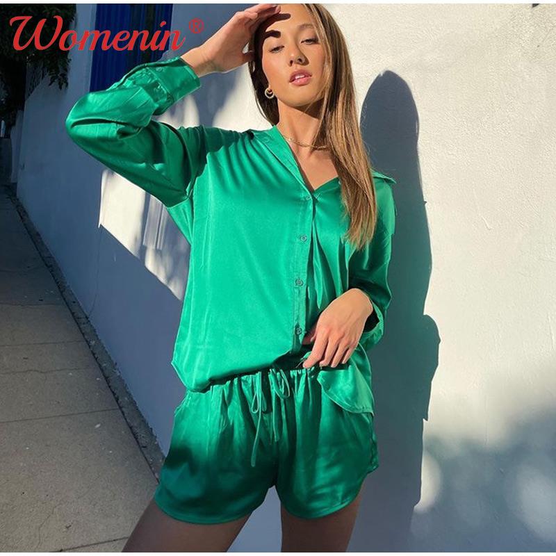 Chándal de satén para mujer, conjunto de camisa y pantalones cortos verdes, Top de manga larga con cuello vuelto, pantalones cortos informales con cordones, traje de verano 2022
