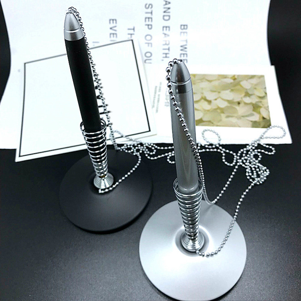 Balpenset met metalen ketting Ronde basis Premium materiaal Glad schrijven Ergonomisch Ideaal voor kantoor School Thuis Zwart