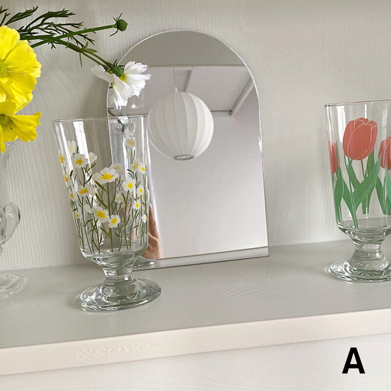 Clear Acrylic Mirror Irregular Edge Desktop Makeup Mirror Bedroom Decorative: a