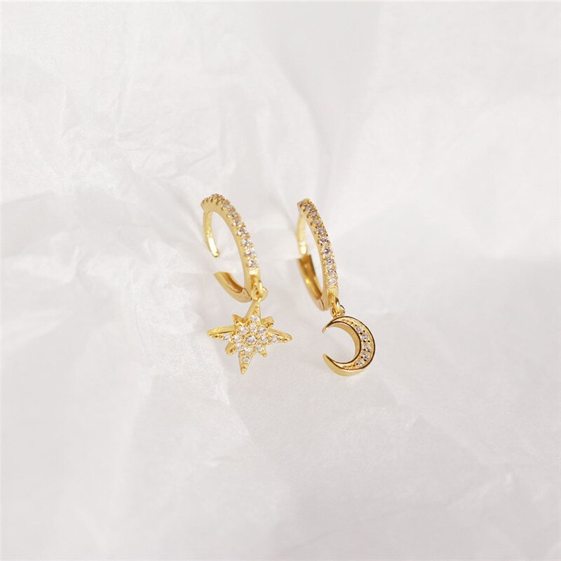 Ying Vahine 100% Plata de Ley 925, Pendientes colgantes asimétricos de luna y estrella para mujer: De oro y de color