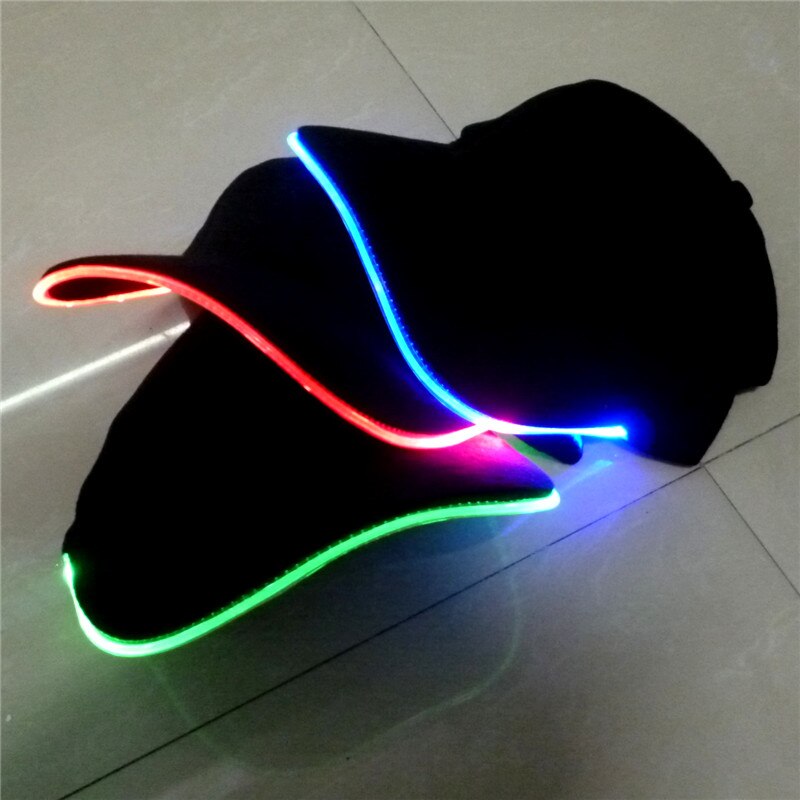 Justerbar farge led hodelykt cap led light cap baseball caps sceneytelse for unisex flash cap med batterilokk rødgrønn