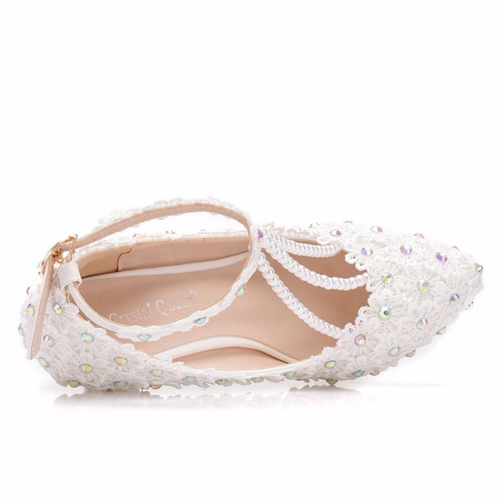 Crystal Queen White Flower Woman Wedding Shoes Lace Pearl High Heels Sweet Bride Dress Shoes Beading Wedges heels Pumps