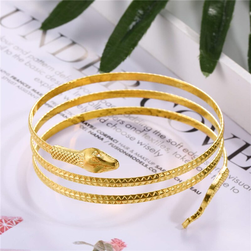 Etnisk guld enkel wire slange arm armbånd til kvinder pige overarm bånd smykker manchet justerbart armbånd præstation armbånd