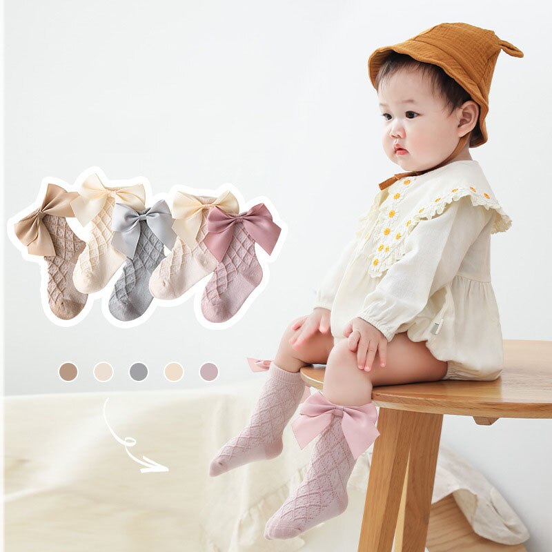 Großen BöGen Weiche Baumwolle Lange Rohr Baby Mädchen Socken Winter Herbst Neugeborenen Kleinkind Prinzessin Mädchen Socken Baby Kleidung Zubehör