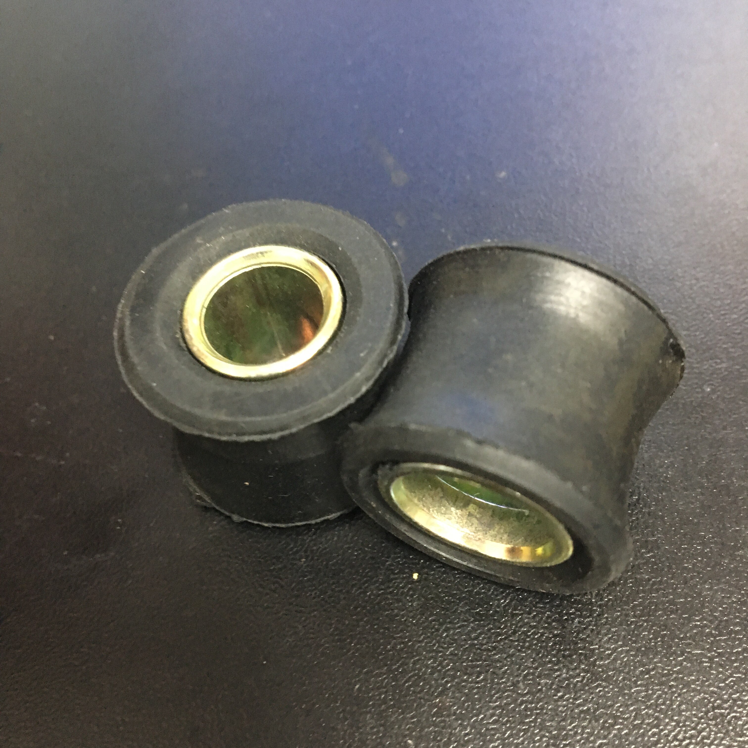 2 st 10mm/12mm bakre stötdämpare gummihylsa kudde gummiring motorcykel elektrisk scooter bakre stötdämpare bussning