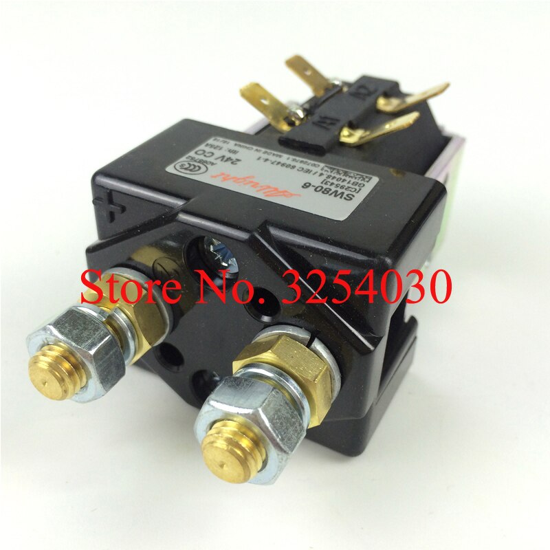 EATON MAGNEETSCHAKELAAR 3P AC3-9A-4KW(400V) HULPCONTACT 1M SPOELSPANNING 24V50/60HZ SCHROEFKLEM