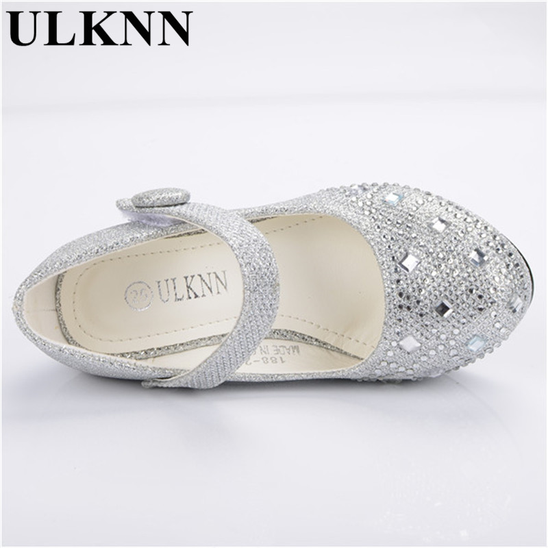 Zapatos con purpurina ULKNN para niñas, niños, Lazo de cristal, tacones altos brillantes, zapatos de princesa, zapatos nuevos de Boca de pescado para niñas, tacón alto, oro plateado