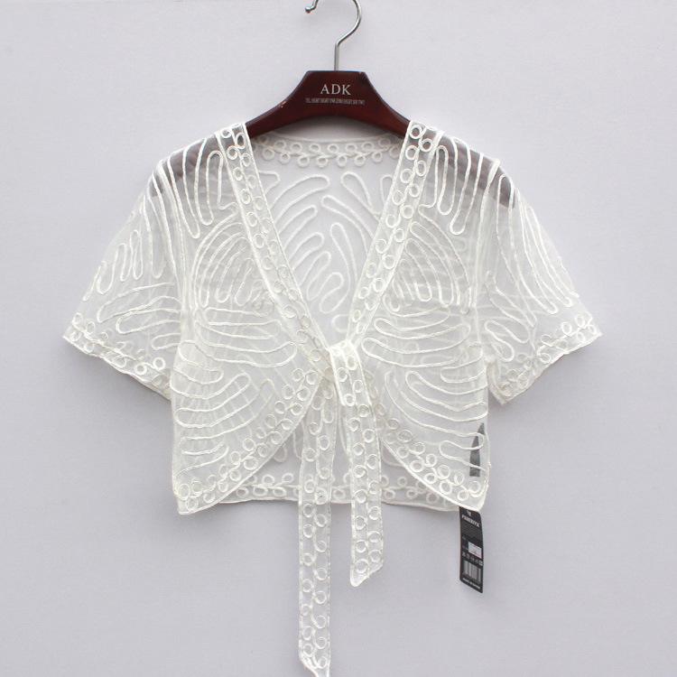 Blondekrog blomst vintage gennemsigtig bolero sjalfrakke med snøring til sommer gennemsigtigt kortærmet broderi tyndt mesh skuldertræk til kvinder: Hvid